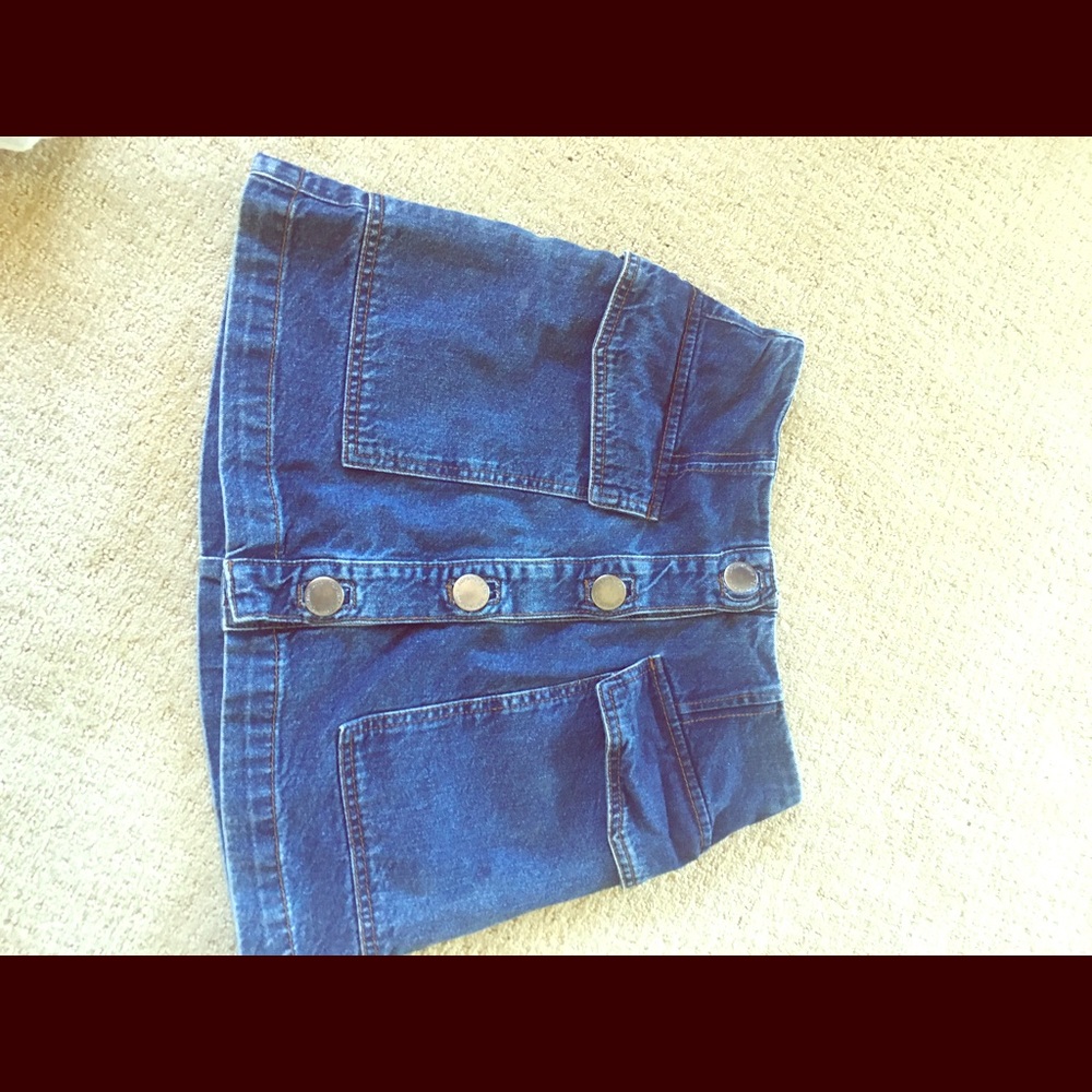 Denim skirt